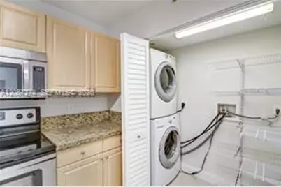 609 E Sheridan St #201, Dania Beach, FL 33004 - Photo 5