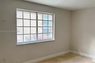 11810 NE 19th Dr, North Miami, FL 33181 - Photo 11