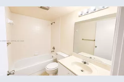 12900 SW 13th St #413E, Pembroke Pines, FL 33027 - Photo 5
