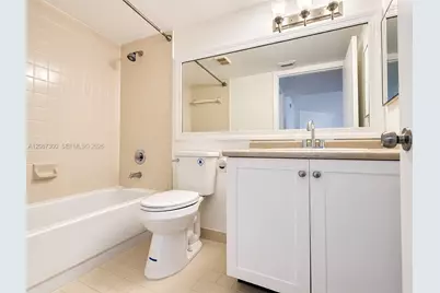 550 S Park Rd #25-8, Hollywood, FL 33021 - Photo 11