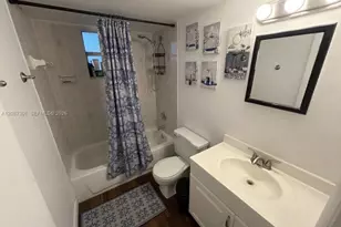 220 SW 9th Ave, Hallandale Beach, FL 33009 - Photo 13