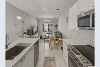 8201 NW 41st St #D-205, Doral, FL 33166 - Photo 3