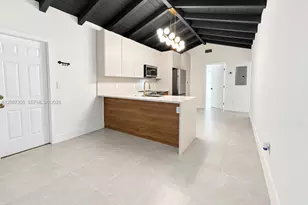 1043 NW 48th St, Miami, FL 33127 - Photo 5