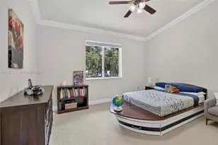 8210 Phoenician Ct, Davie, FL 33328 - Photo 45