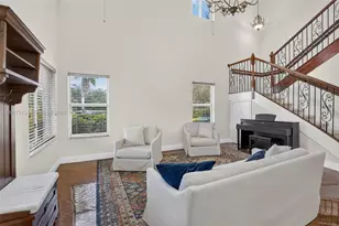 8210 Phoenician Ct, Davie, FL 33328 - Photo 5