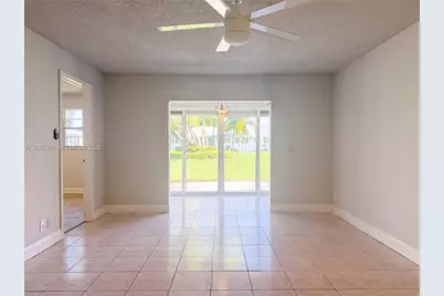 400 SW Golfview Ter #112, Boynton Beach, FL 33426 - Photo 9