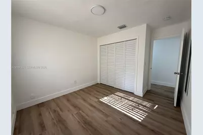 8860 SW 32nd St #front, Miami, FL 33165 - Photo 9