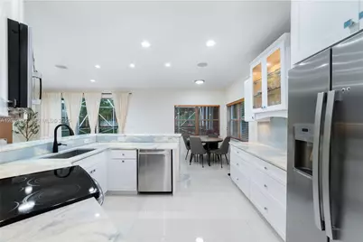 16759 NW 15th St, Pembroke Pines, FL 33028 - Photo 11