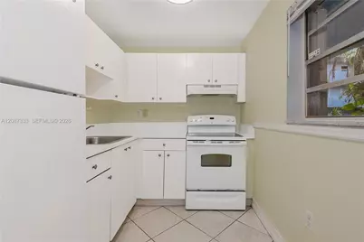 1725 W 60th St #F126, Hialeah, FL 33012 - Photo 13