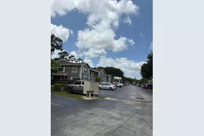 5023 E Society Pl E #I, West Palm Beach, FL 33415 - Photo 5