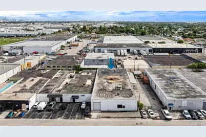 1050 E 24th St, Hialeah, FL 33013 - Photo 43
