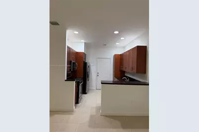 12674 NW 32nd Pl, Sunrise, FL 33323 - Photo 9
