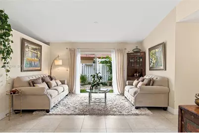 12720 NW 13th St, Sunrise, FL 33323 - Photo 11