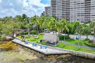 2 Grove Isle Dr, Miami, FL 33133 - Photo 35