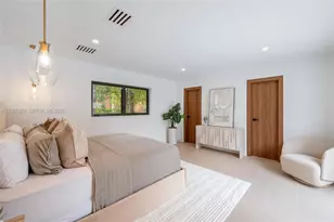 1320 Alhambra Cir, Coral Gables, FL 33134 - Photo 9