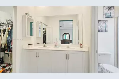 20725 NE 2nd Ct, Miami, FL 33179 - Photo 31