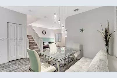 20725 NE 2nd Ct, Miami, FL 33179 - Photo 7