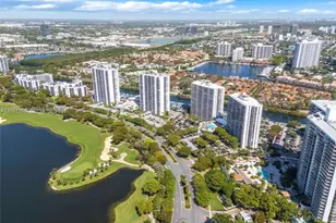 3701 N Country Club Dr, Aventura, FL 33180 - Photo 3