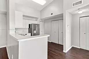 6976 SW 39th St, Davie, FL 33314 - Photo 7