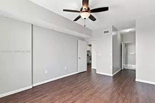6976 SW 39th St, Davie, FL 33314 - Photo 11