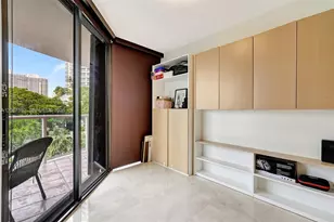 4000 Island Blvd, Aventura, FL 33160 - Photo 19