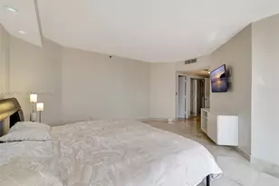 4000 Island Blvd, Aventura, FL 33160 - Photo 27