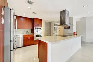 4000 Island Blvd, Aventura, FL 33160 - Photo 13