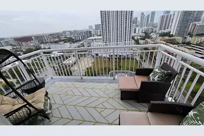 275 NE 18th St #PH-10, Miami, FL 33132 - Photo 17