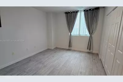 275 NE 18th St #PH-10, Miami, FL 33132 - Photo 13