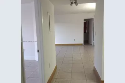 10755 SW 108th Ave #201, Miami, FL 33176 - Photo 3