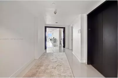 900 Biscayne Blvd #2406, Miami, FL 33132 - Photo 17