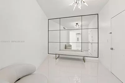 900 Biscayne Blvd #2406, Miami, FL 33132 - Photo 11