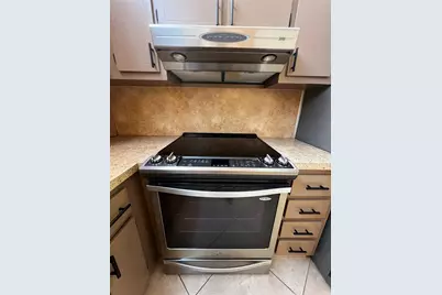 12035 NE 2nd Ave #A302, North Miami, FL 33161 - Photo 5