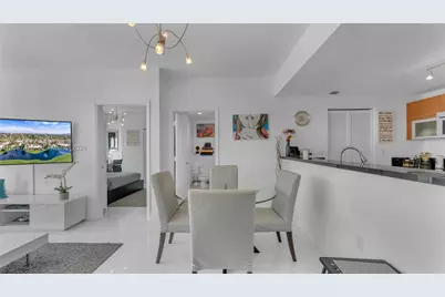 253 NE 2nd St #1910, Miami, FL 33132 - Photo 5