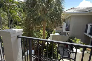 1000 Palm Trail, Delray Beach, FL 33483 - Photo 17