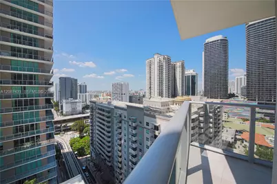 1100 S Miami Ave #1707, Miami, FL 33130 - Photo 3