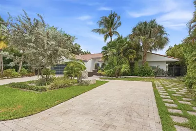 3360 NE 165th St, North Miami Beach, FL 33160 - Photo 5