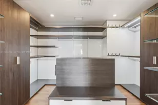 3360 NE 165th St, North Miami Beach, FL 33160 - Photo 31