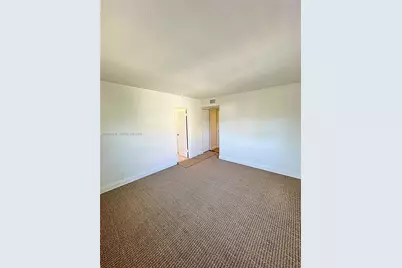 7921 SW 9th St, North Lauderdale, FL 33068 - Photo 21