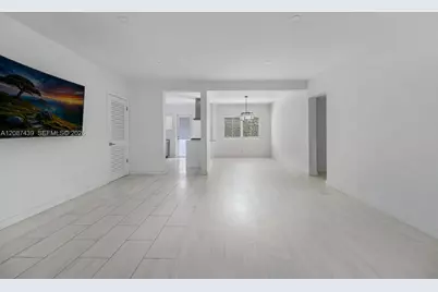 3909 Garden Ave, Miami Beach, FL 33140 - Photo 7