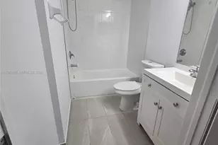 1271 SE 28th Ct, Homestead, FL 33035 - Photo 11