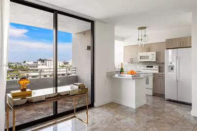1330 West Ave #811, Miami Beach, FL 33139 - Photo 5
