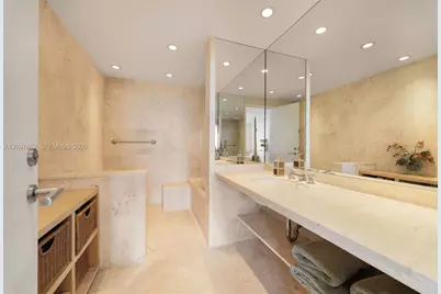 200 Ocean Lane Dr #401, Key Biscayne, FL 33149 - Photo 17