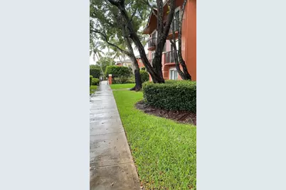 4195 N Haverhill Rd #318, West Palm Beach, FL 33417 - Photo 5