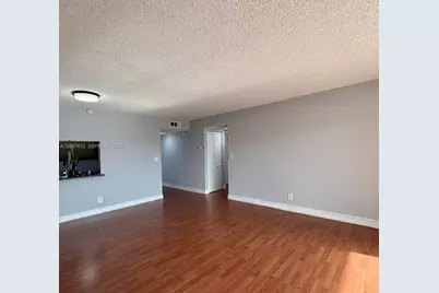 17000 NW 67th Ave #405, Hialeah, FL 33015 - Photo 7