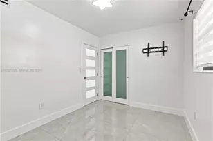 9298 Jamaica Dr, Cutler Bay, FL 33189 - Photo 13
