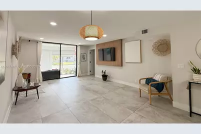 400 SE 10th St #112, Deerfield Beach, FL 33441 - Photo 13