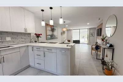 400 SE 10th St #112, Deerfield Beach, FL 33441 - Photo 3