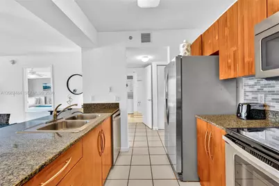 1200 Brickell Bay Dr #2119, Miami, FL 33131 - Photo 13