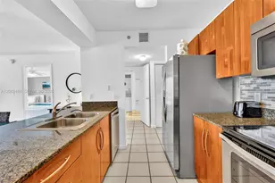 1200 Brickell Bay Dr, Miami, FL 33131 - Photo 13